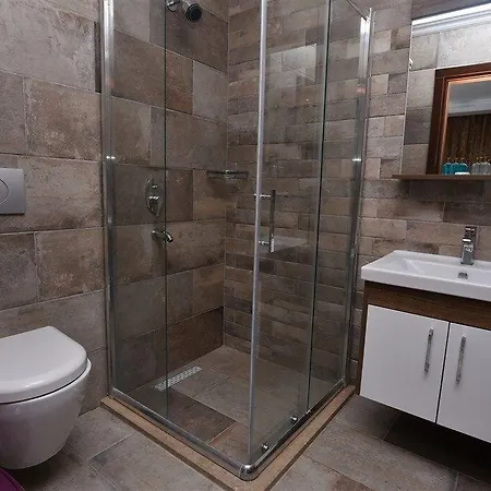 Uzunhan Otel 3*