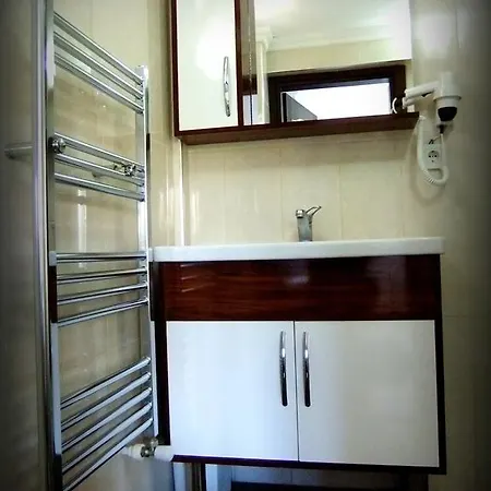 Uzunhan Otel