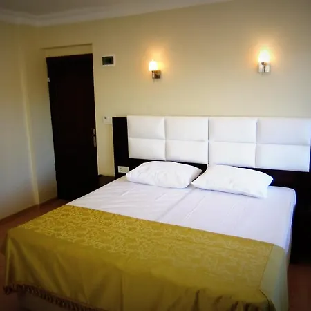 Otel Uzunhan Ayvalı