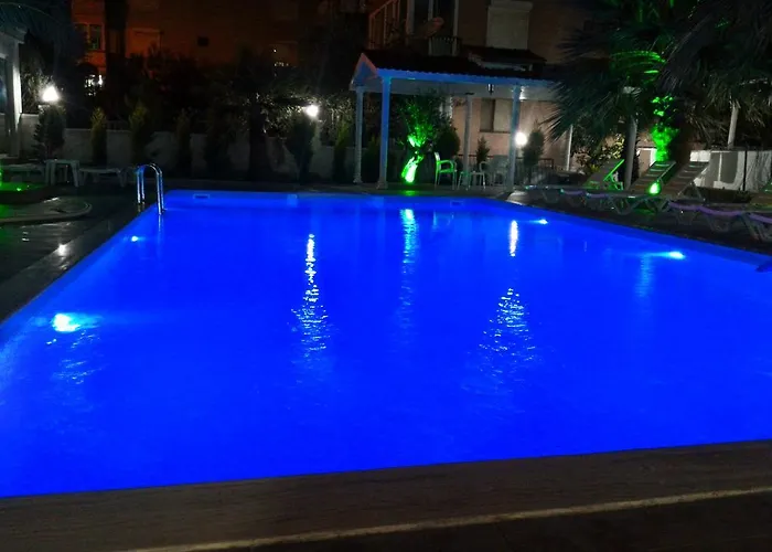 Отель Uzunhan 3*