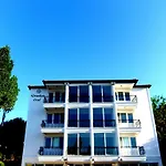 Uzunhan 3*