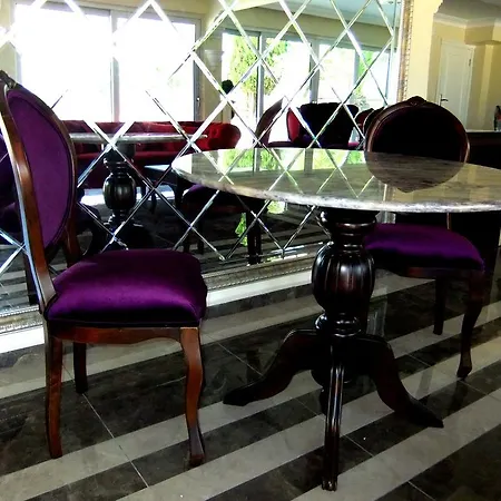 Uzunhan Hotel 3*