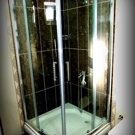 Hotel Uzunhan Ayvalı