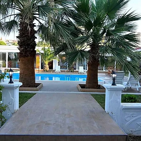 Uzunhan Hotel Ayvalı