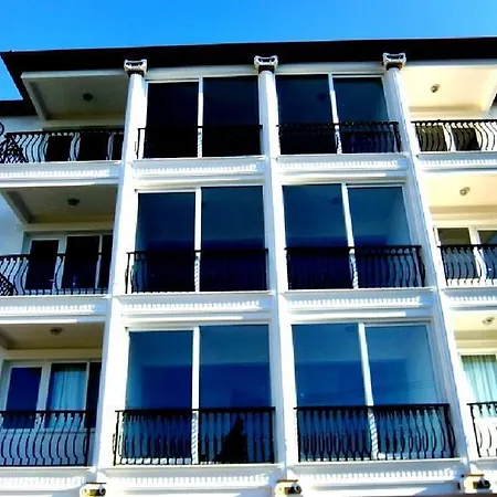 Hotel Uzunhan 3*