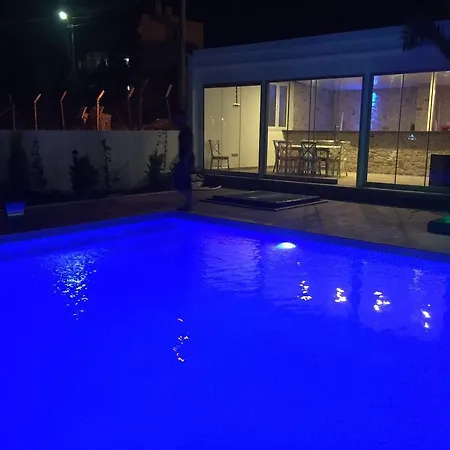 Hotel Uzunhan 3*
