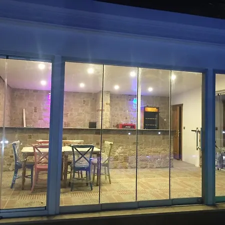 Hotel Uzunhan Ayvalı