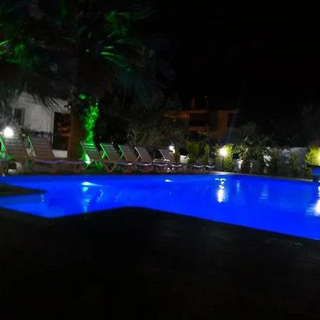 Uzunhan Ayvalı