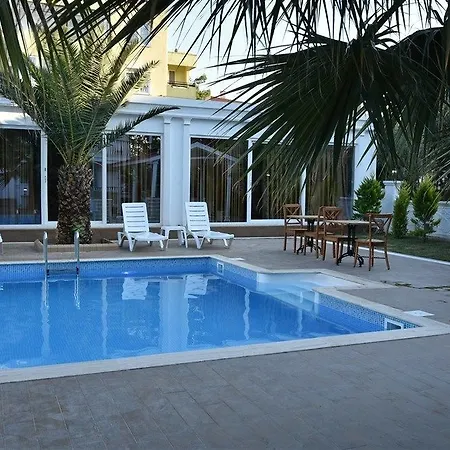 Uzunhan Hotel 3*