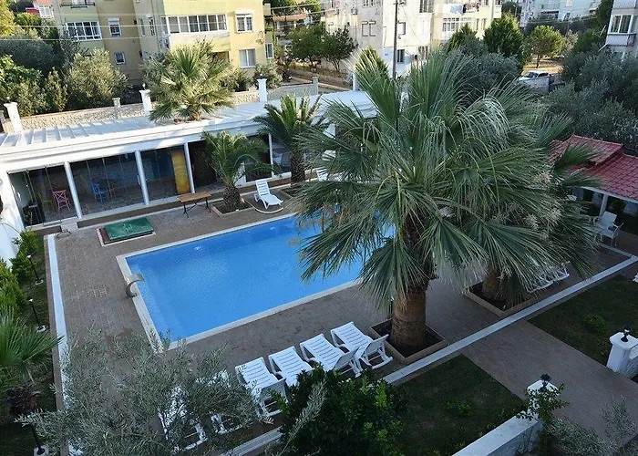 乌尊汉酒店 酒店 3*