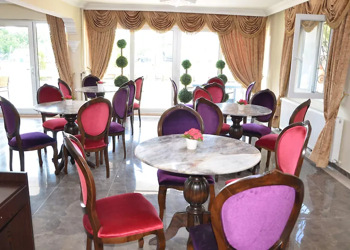 乌尊汉酒店 酒店 3*