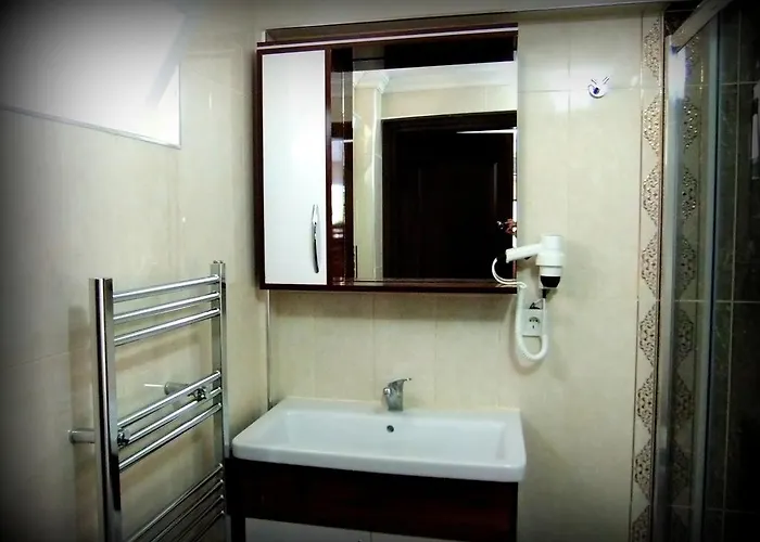 乌尊汉酒店 酒店