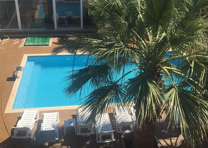 酒店 乌尊汉酒店