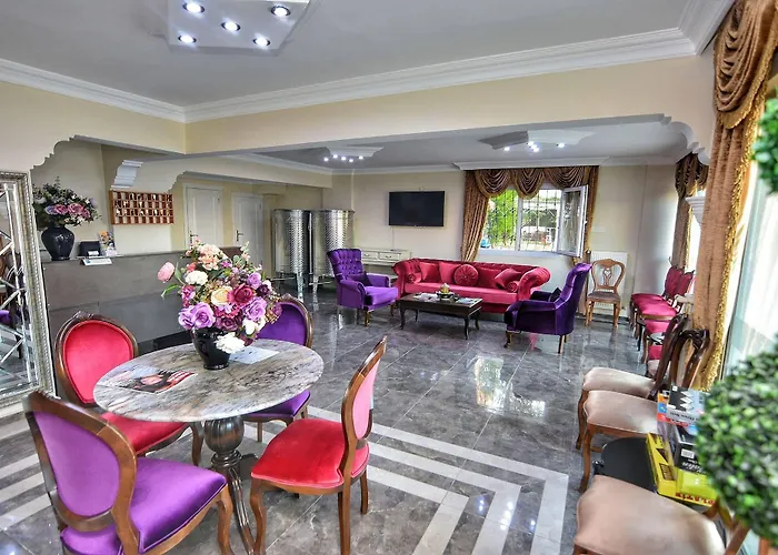 乌尊汉酒店 3* Ayvalı